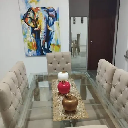 Apartamento Fabulous 2bd Apt With Sea Views *
