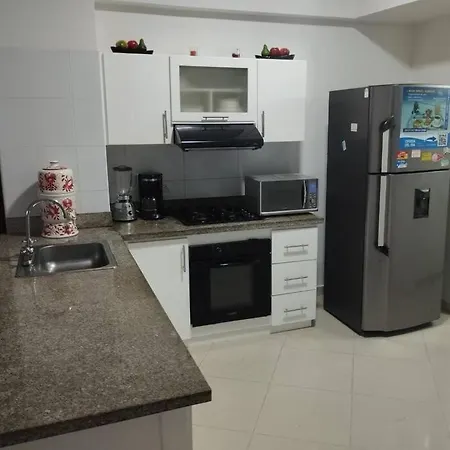 Fabulous 2bd Apt With Sea Views