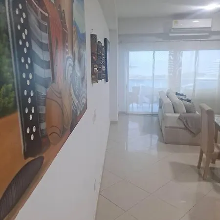 Fabulous 2bd Apt With Sea Views Apartamento *