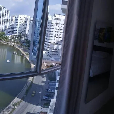 Fabulous 2bd Apt With Sea Views Apartamento